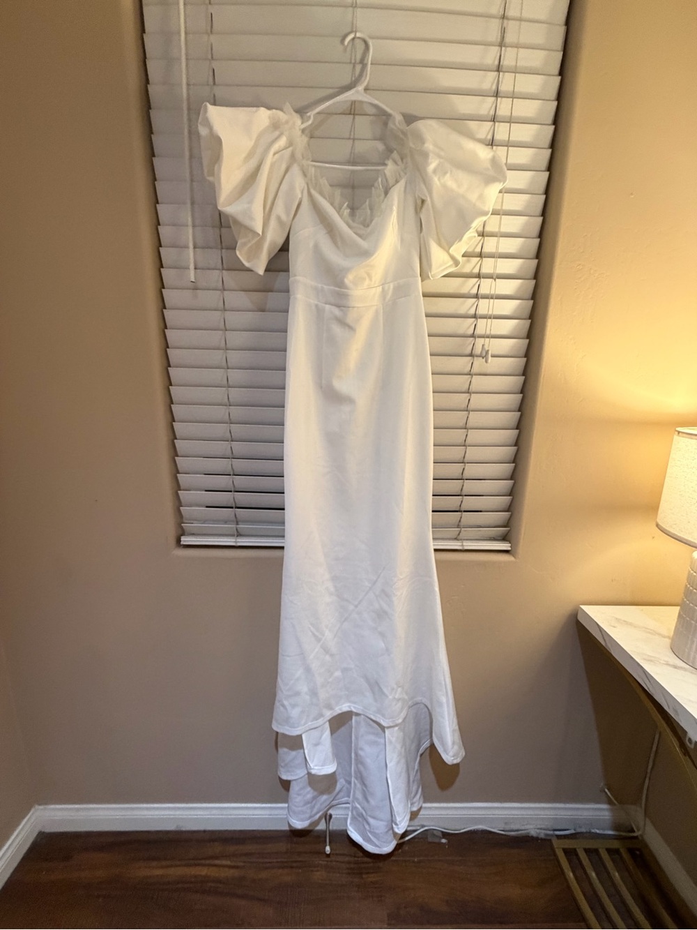 White High-Low Puff-Sleeve Maxi Dress